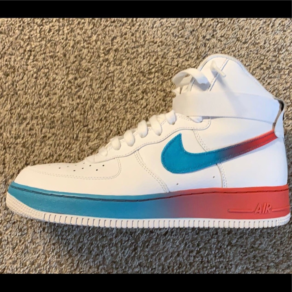 Red and blue Air Force One high rise